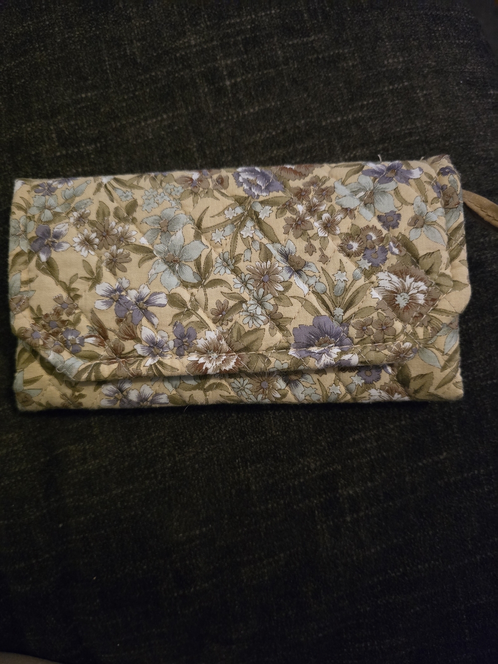 Floral Quilted Clutch Wallet in Beige and Lavender